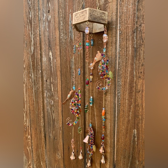 Gorgeous Glass Rocks & Beads Seahorse Wind Chime Sun Catcher Mobile - Picture 4 of 13